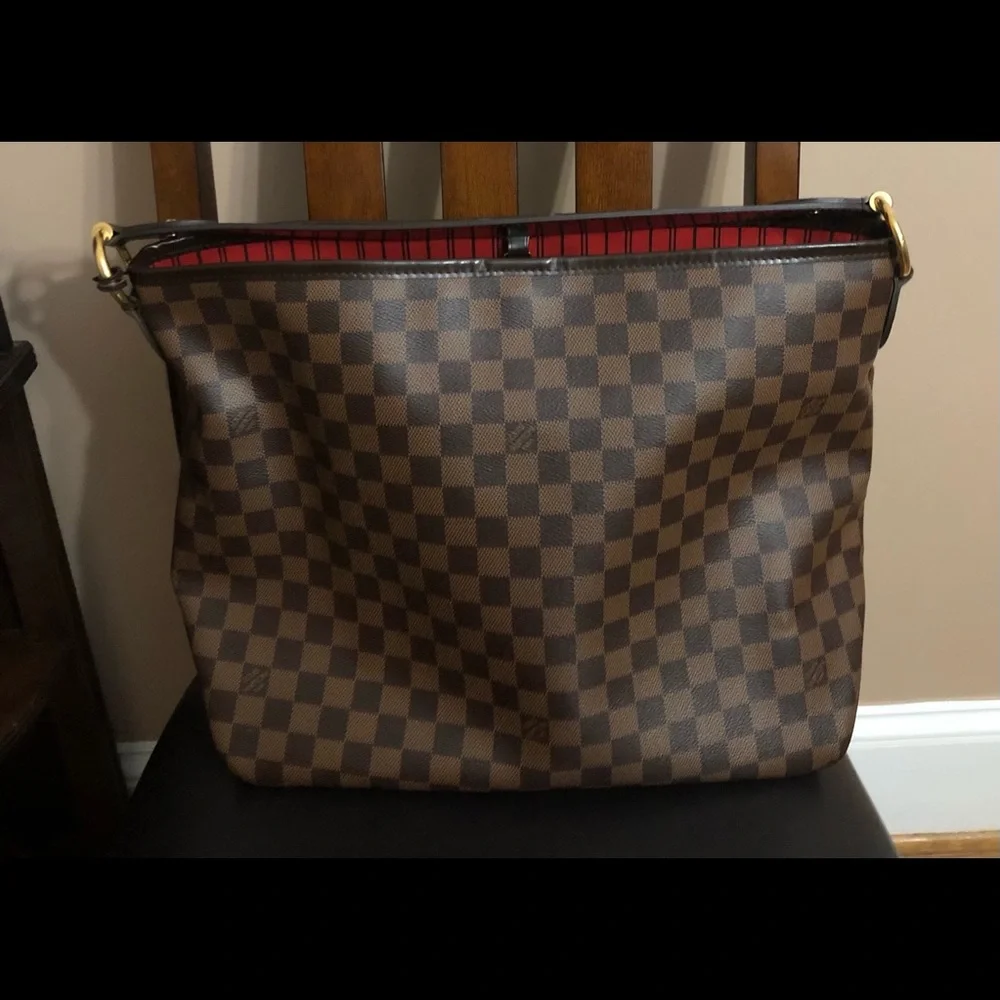 Louis Vuitton classic louis